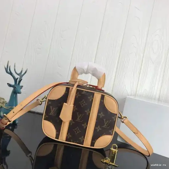 WIS VALISETTE LOUIS BB VUITTON 0504